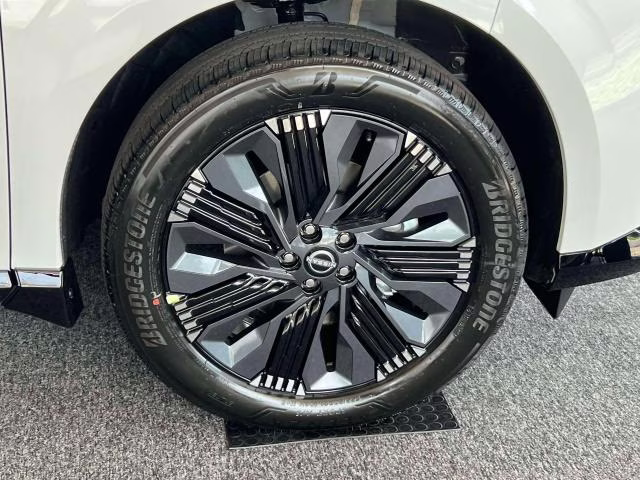 2026 Everest White Pearl Tricoat Nissan Murano AWD Platinum AWD SUV