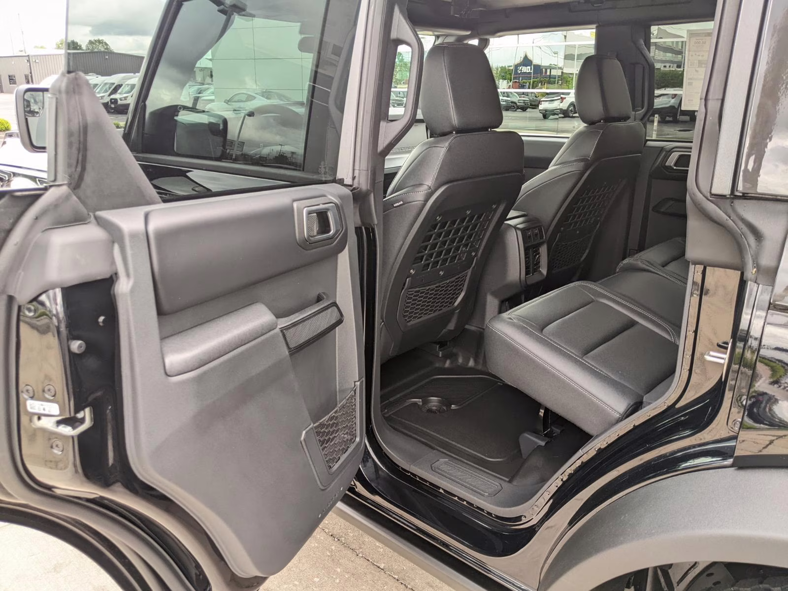2026 Shadow Black Ford Bronco Badlands 4X4 SUV