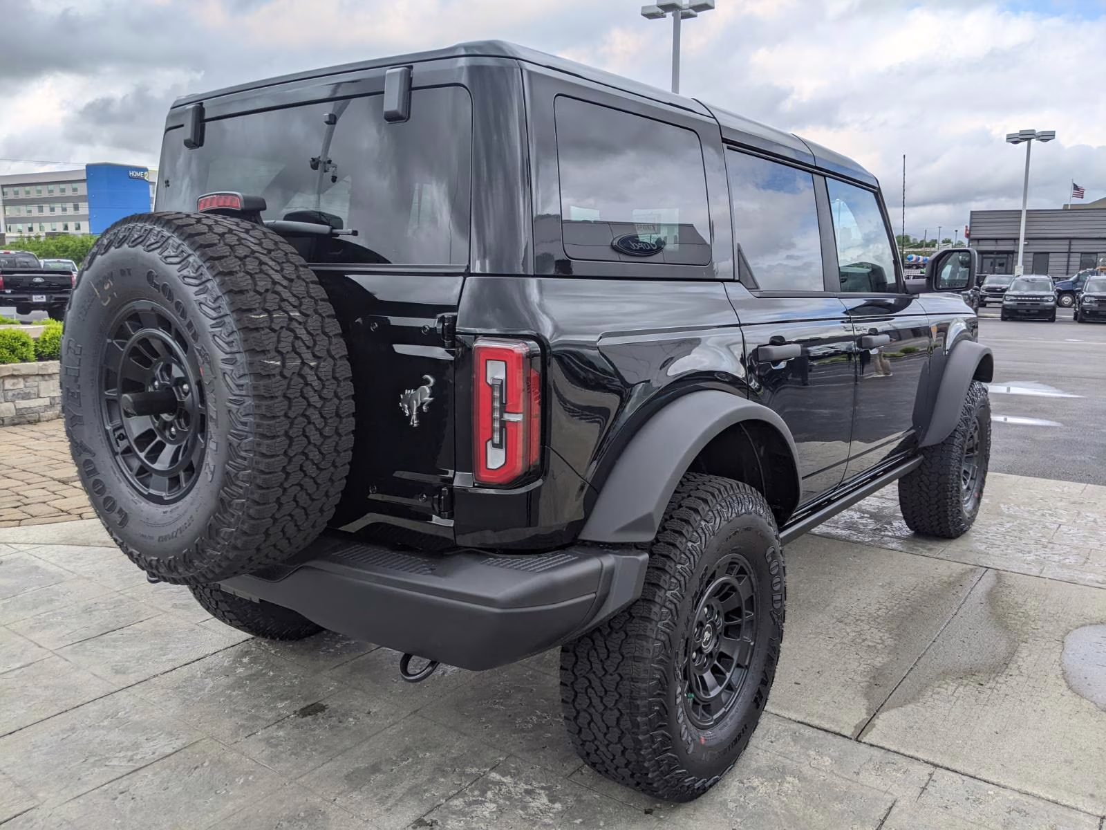 2026 Shadow Black Ford Bronco Badlands 4X4 SUV