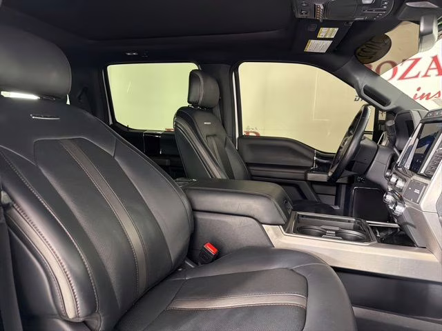 2022 White Metallic Ford Super Duty F-350 SRW Platinum 4X4 Truck