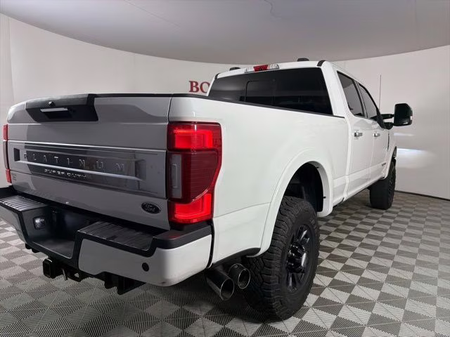 2022 White Metallic Ford Super Duty F-350 SRW Platinum 4X4 Truck