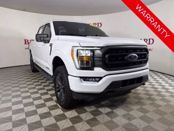 2023 Oxford White Ford F-150 XLT 4X4 Truck