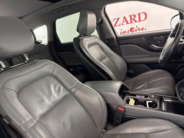 2020 White Lincoln Corsair Reserve AWD SUV