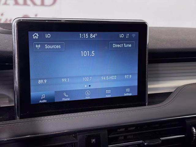 2020 White Lincoln Corsair Reserve AWD SUV