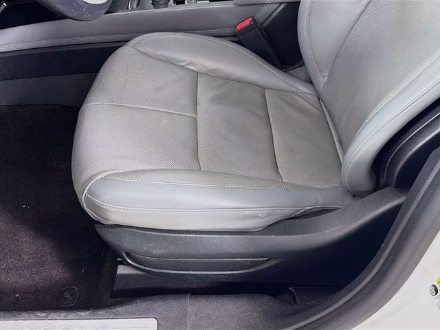 2020 White Lincoln Corsair Reserve AWD SUV