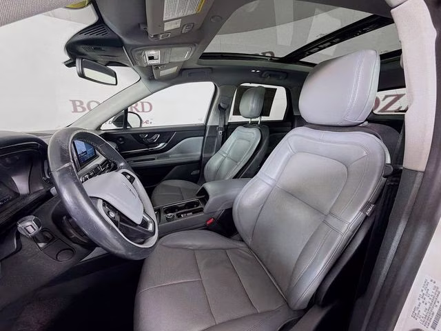 2020 White Lincoln Corsair Reserve AWD SUV