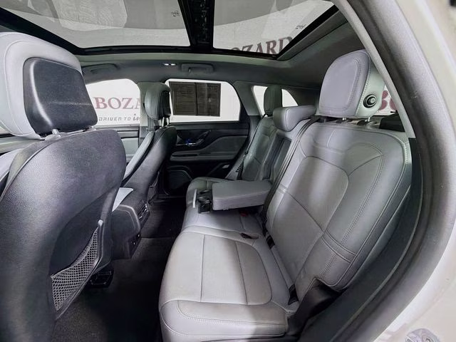 2020 White Lincoln Corsair Reserve AWD SUV