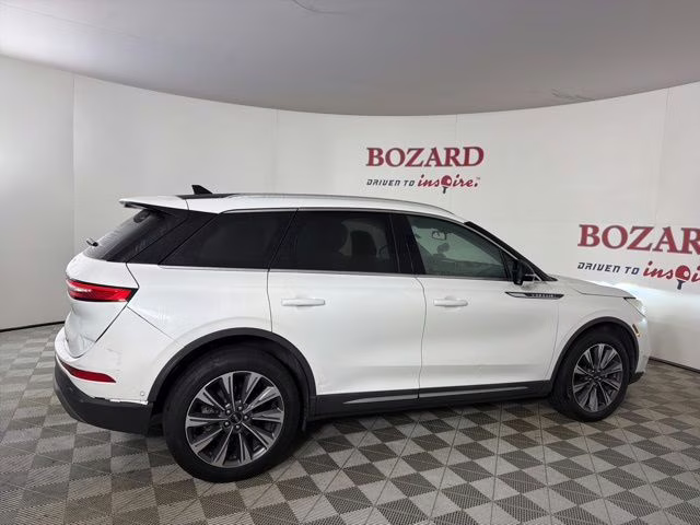 2020 White Lincoln Corsair Reserve AWD SUV