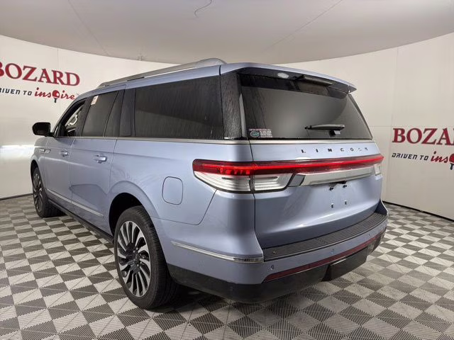 2024 Crystal Blue Metallic Lincoln Navigator L Black Label 4X4 SUV