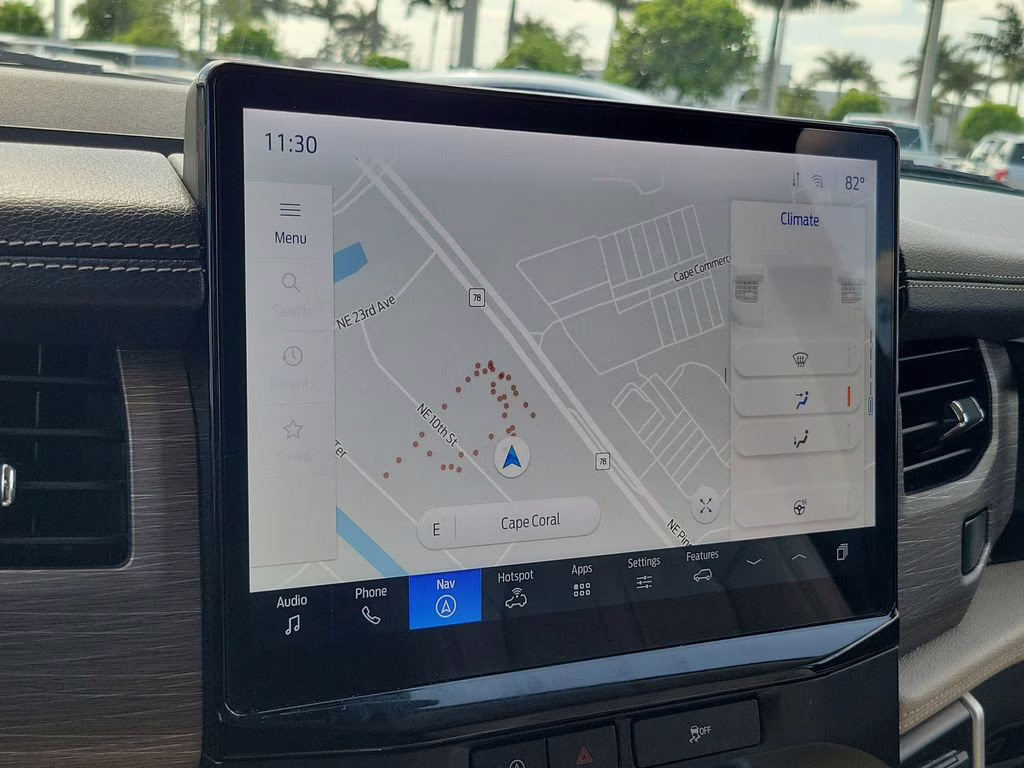 2024 Oxford White Ford Expedition Limited 4X4 SUV