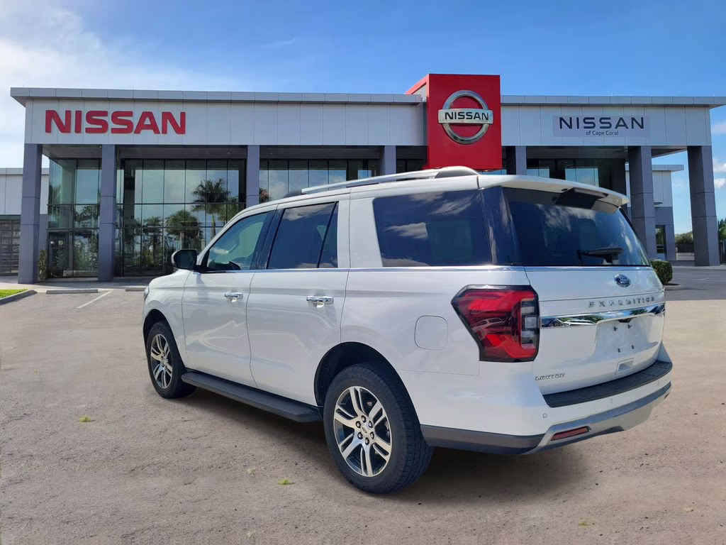 2024 Oxford White Ford Expedition Limited 4X4 SUV