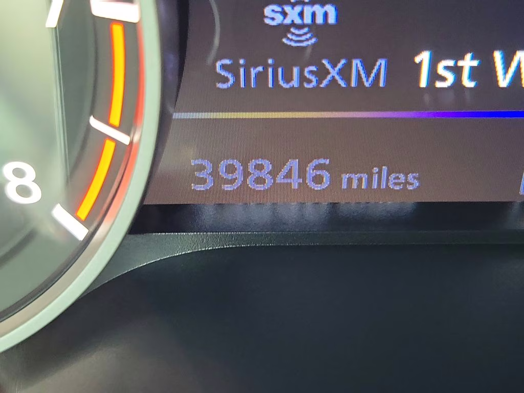 2023 Pearl Nissan Altima 2.5 SR FWD Sedan