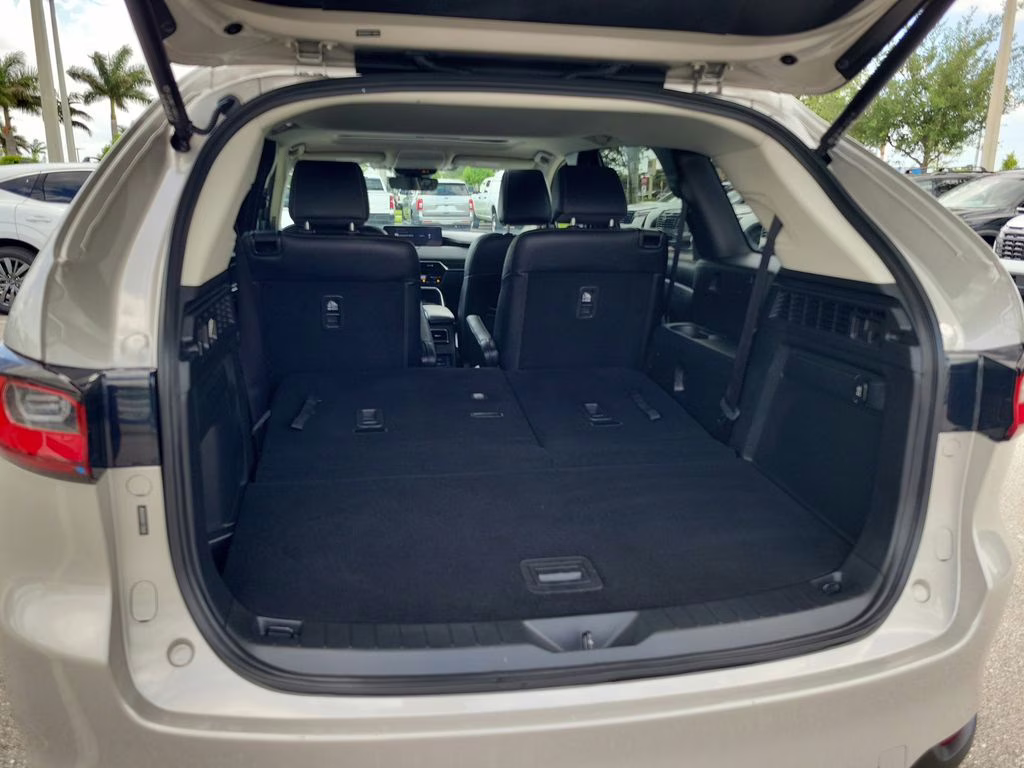 2024 Platinum Mazda CX-90 3.3 Turbo Preferred AWD SUV