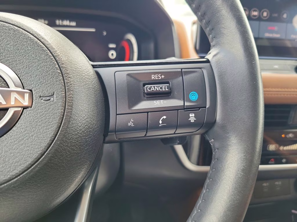 2024 Champagne Silver Metallic Nissan Rogue Platinum FWD SUV