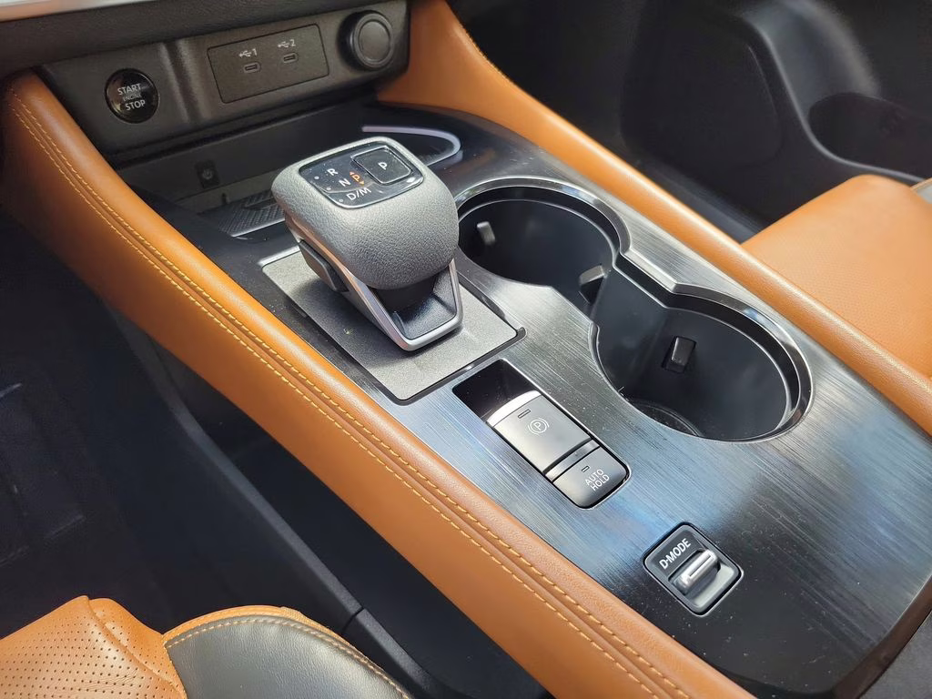 2024 Champagne Silver Metallic Nissan Rogue Platinum FWD SUV