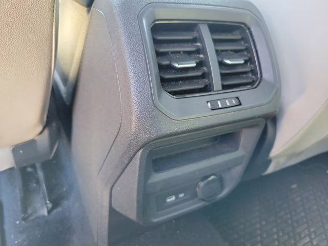 2021 Silver Metallic Volkswagen Tiguan 2.0T SE R-Line Black FWD SUV