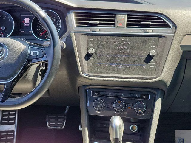 2021 Silver Metallic Volkswagen Tiguan 2.0T SE R-Line Black FWD SUV