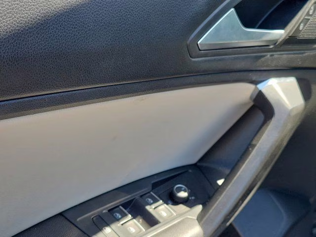 2021 Silver Metallic Volkswagen Tiguan 2.0T SE R-Line Black FWD SUV