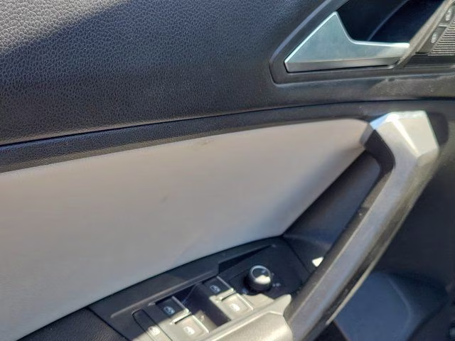 2021 Silver Metallic Volkswagen Tiguan 2.0T SE R-Line Black FWD SUV