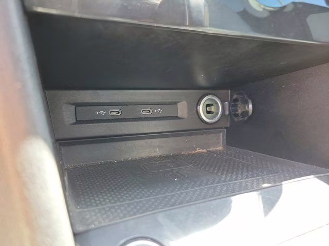 2021 Silver Metallic Volkswagen Tiguan 2.0T SE R-Line Black FWD SUV