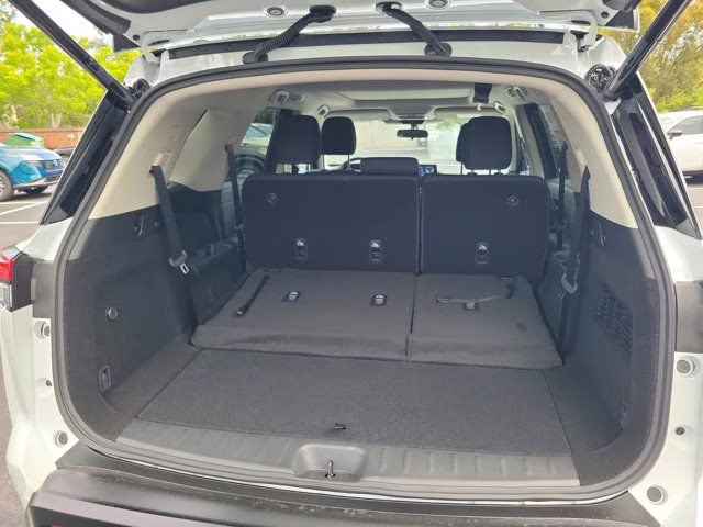 2026 Everest White Pearl Tricoat Nissan Pathfinder SV FWD SUV