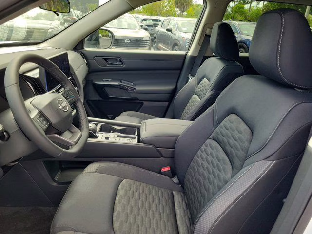 2026 Everest White Pearl Tricoat Nissan Pathfinder SV FWD SUV