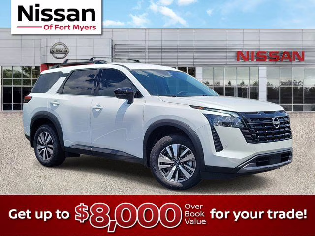 2026 Everest White Pearl Tricoat Nissan Pathfinder SL FWD SUV