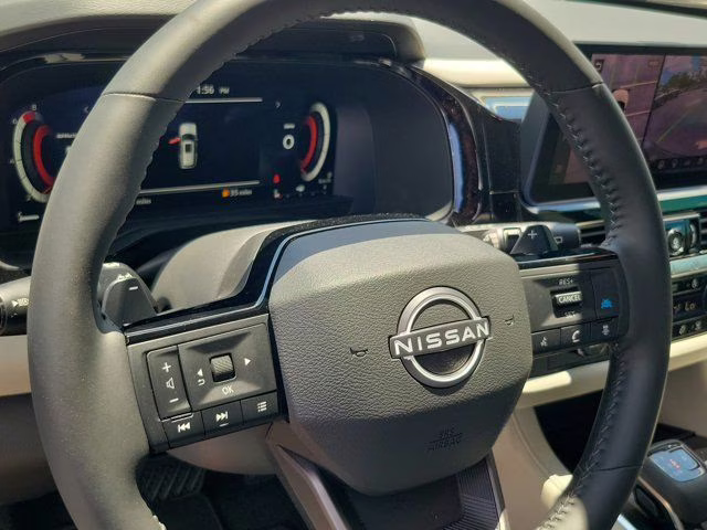 2026 Everest White Pearl Tricoat Nissan Pathfinder SL FWD SUV
