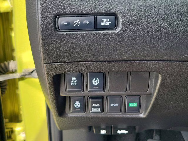 2020 Lime Nissan Rogue Sport SV AWD SUV