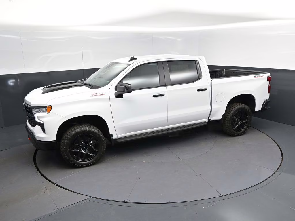 2026 Summit White Chevrolet Silverado 1500 LT Trail Boss 4X4 Truck