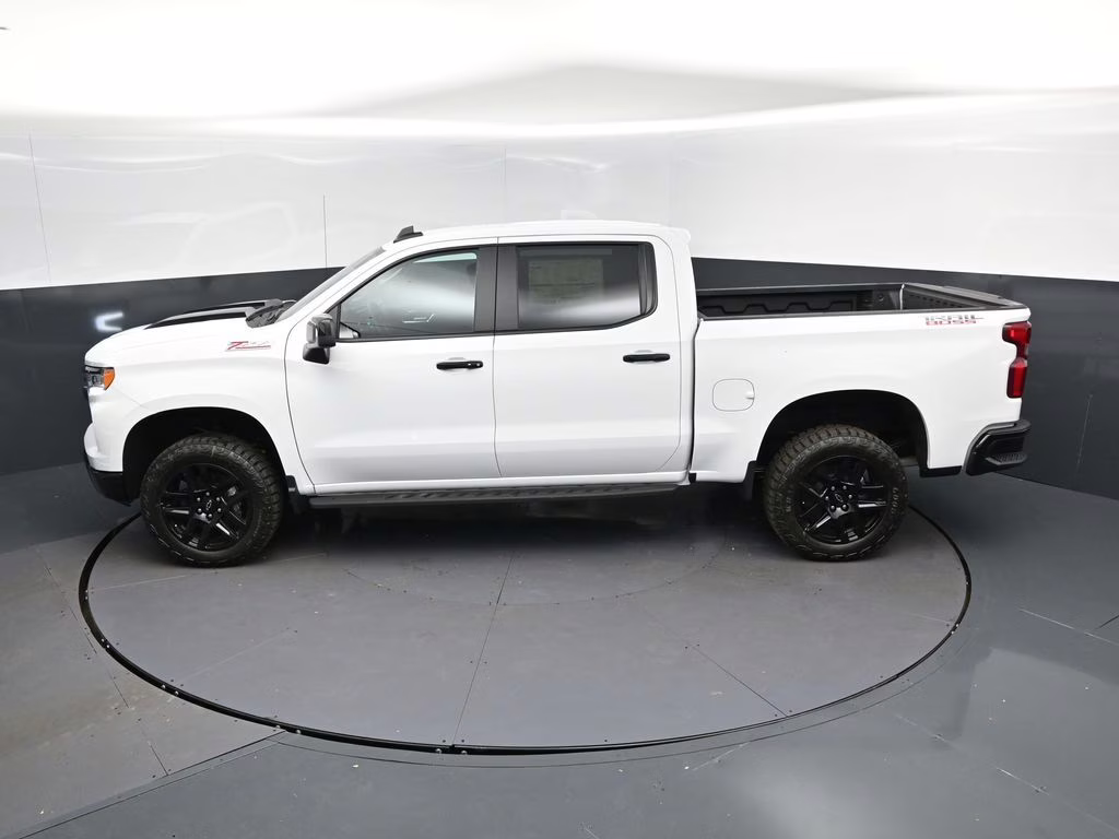2026 Summit White Chevrolet Silverado 1500 LT Trail Boss 4X4 Truck