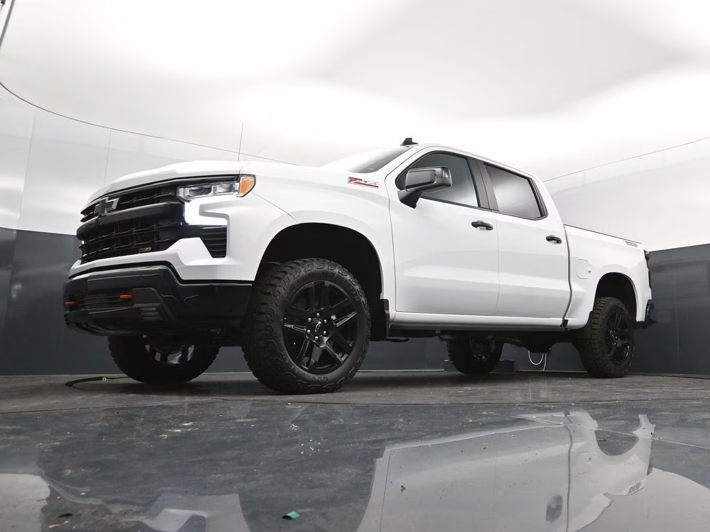 2026 Summit White Chevrolet Silverado 1500 LT Trail Boss 4X4 Truck