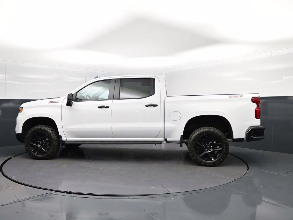 2026 Summit White Chevrolet Silverado 1500 LT Trail Boss 4X4 Truck