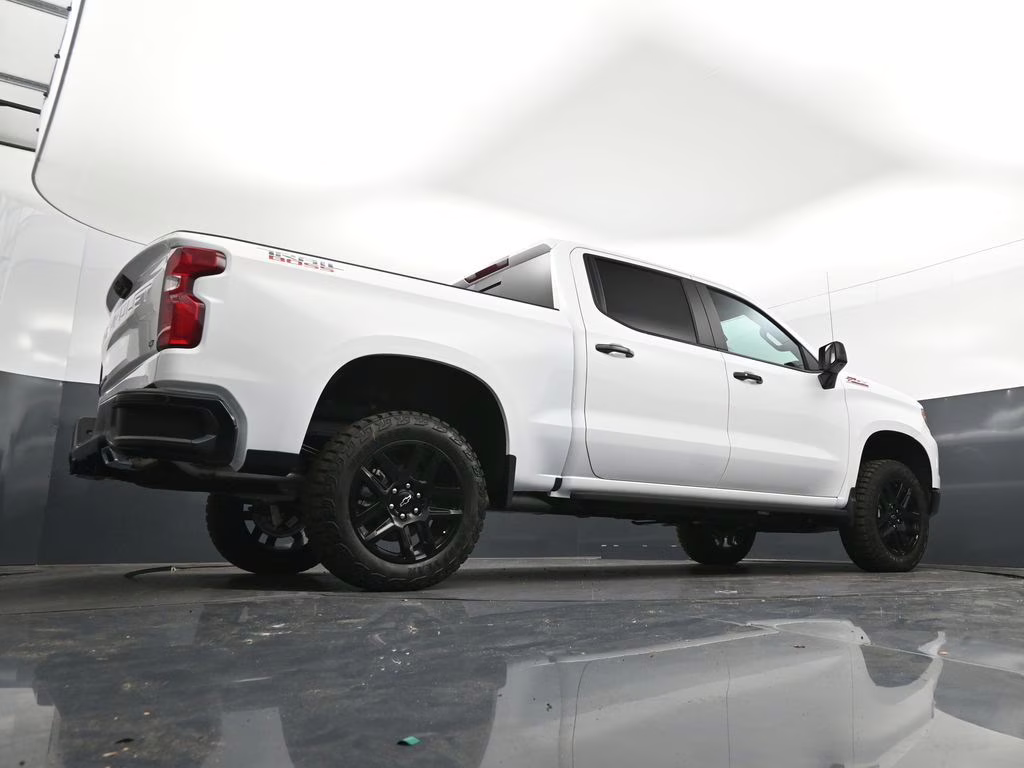 2026 Summit White Chevrolet Silverado 1500 LT Trail Boss 4X4 Truck