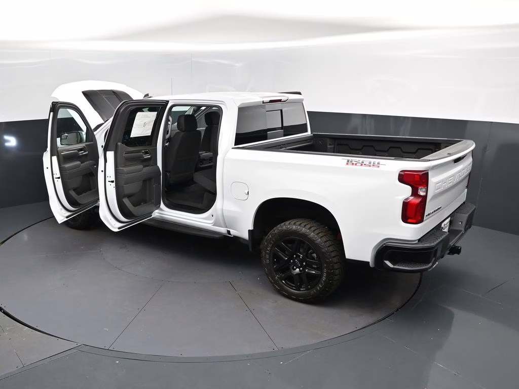 2026 Summit White Chevrolet Silverado 1500 LT Trail Boss 4X4 Truck