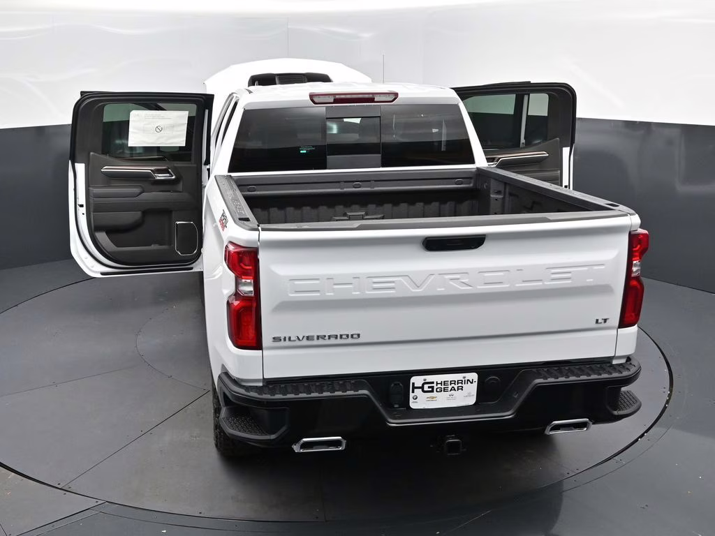 2026 Summit White Chevrolet Silverado 1500 LT Trail Boss 4X4 Truck