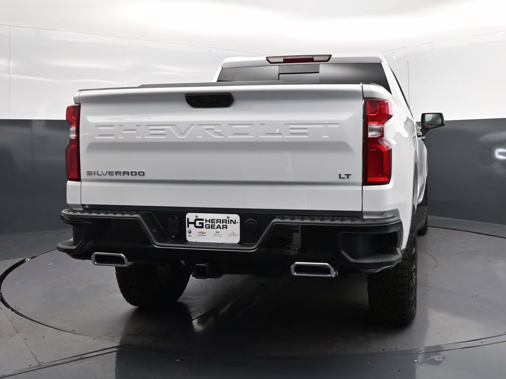 2026 Summit White Chevrolet Silverado 1500 LT Trail Boss 4X4 Truck