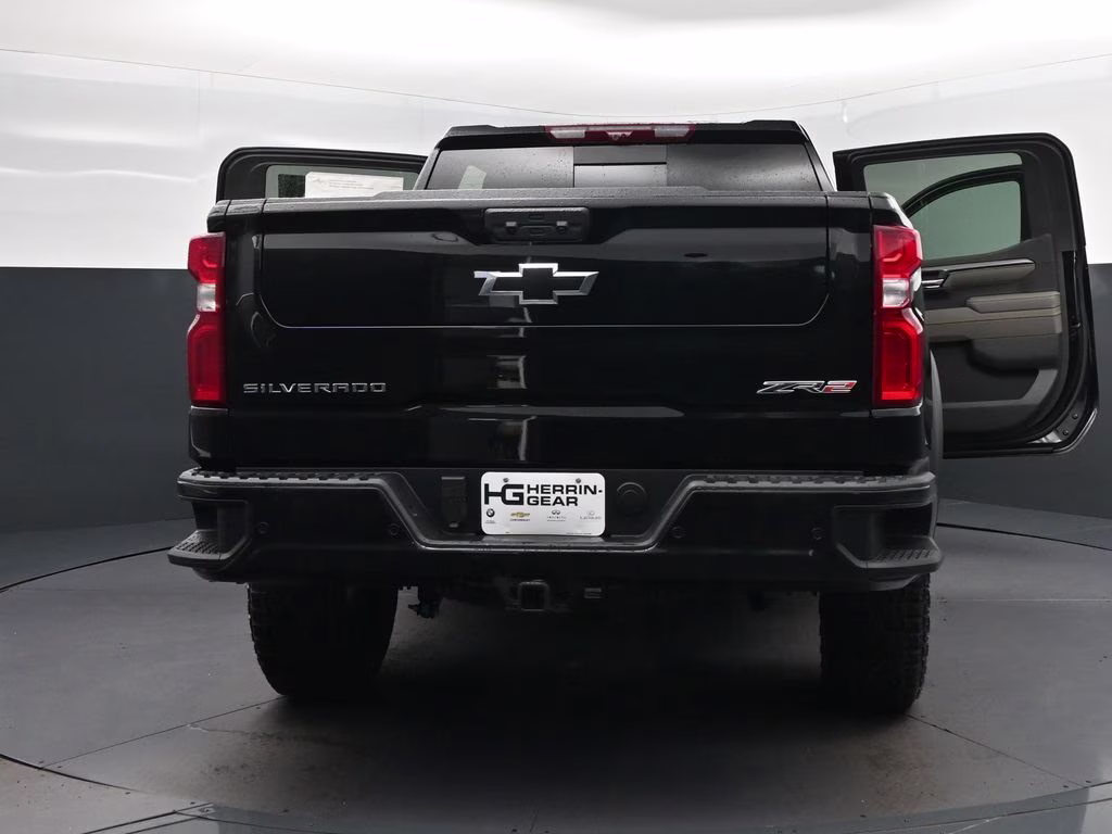 2026 Black Chevrolet Silverado 1500 ZR2 4X4 Truck