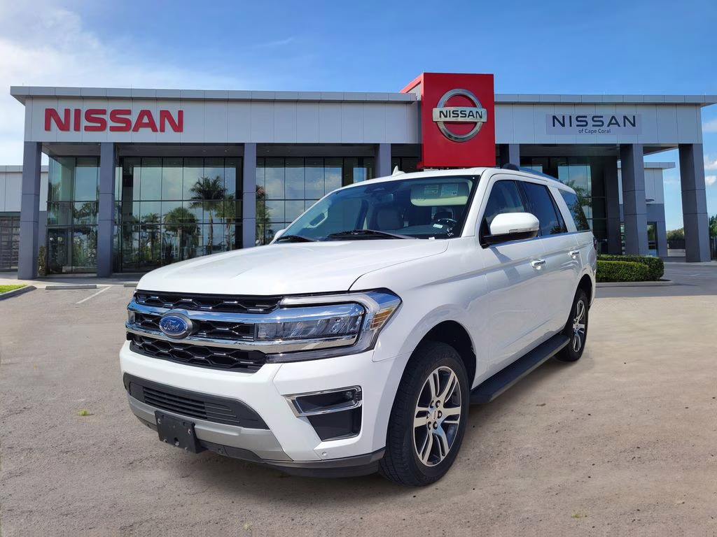 2024 Oxford White Ford Expedition Limited 4X4 SUV