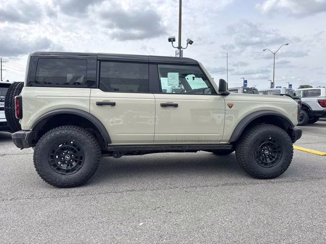 2026 Desert Sand Ford Bronco Badlands 4X4 SUV