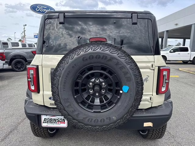 2026 Desert Sand Ford Bronco Badlands 4X4 SUV