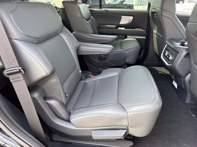 2026 Black Ford Expedition Active RWD SUV