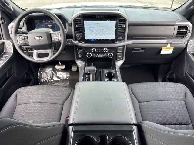 2026 Oxford White Ford F-150 XLT 4X4 Truck