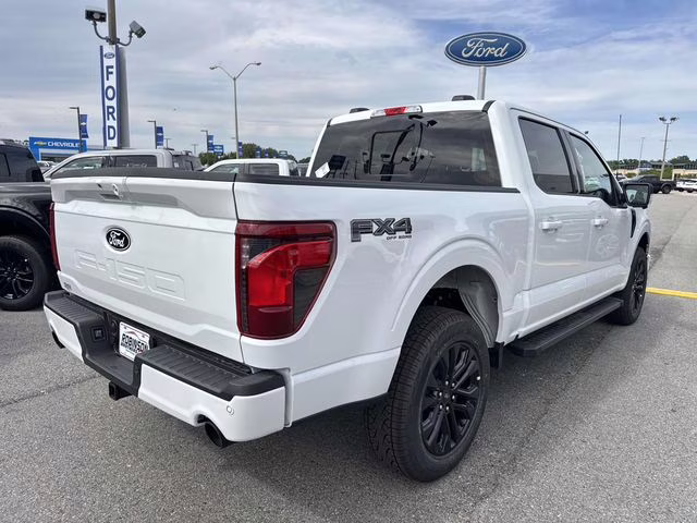 2026 Oxford White Ford F-150 XLT 4X4 Truck
