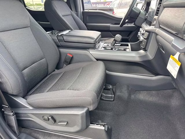 2026 Avalanche Ford F-150 XLT 4X4 Truck