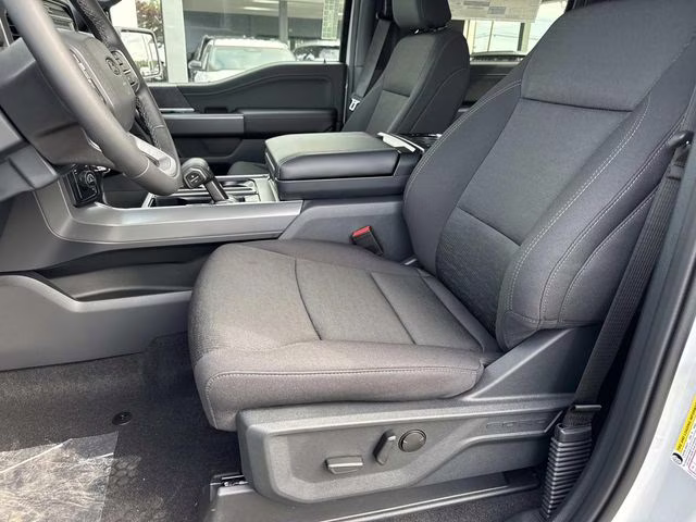2026 Avalanche Ford F-150 XLT 4X4 Truck
