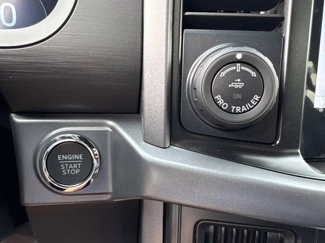 2026 Avalanche Ford F-150 XLT 4X4 Truck