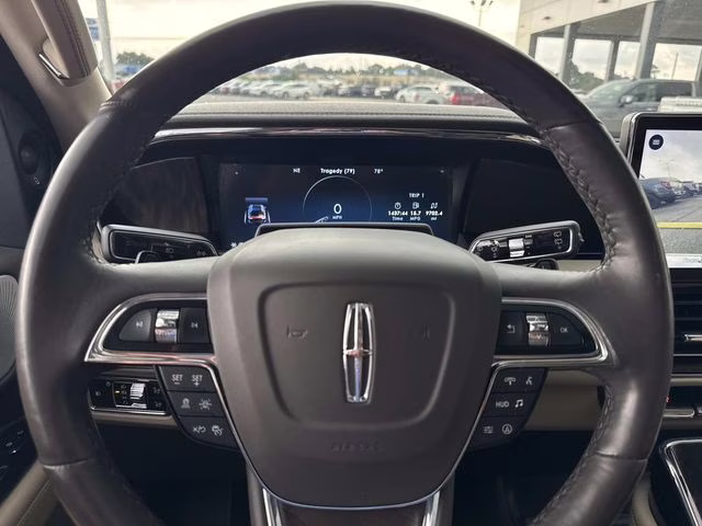 2023 White Metallic Lincoln Navigator Reserve RWD SUV