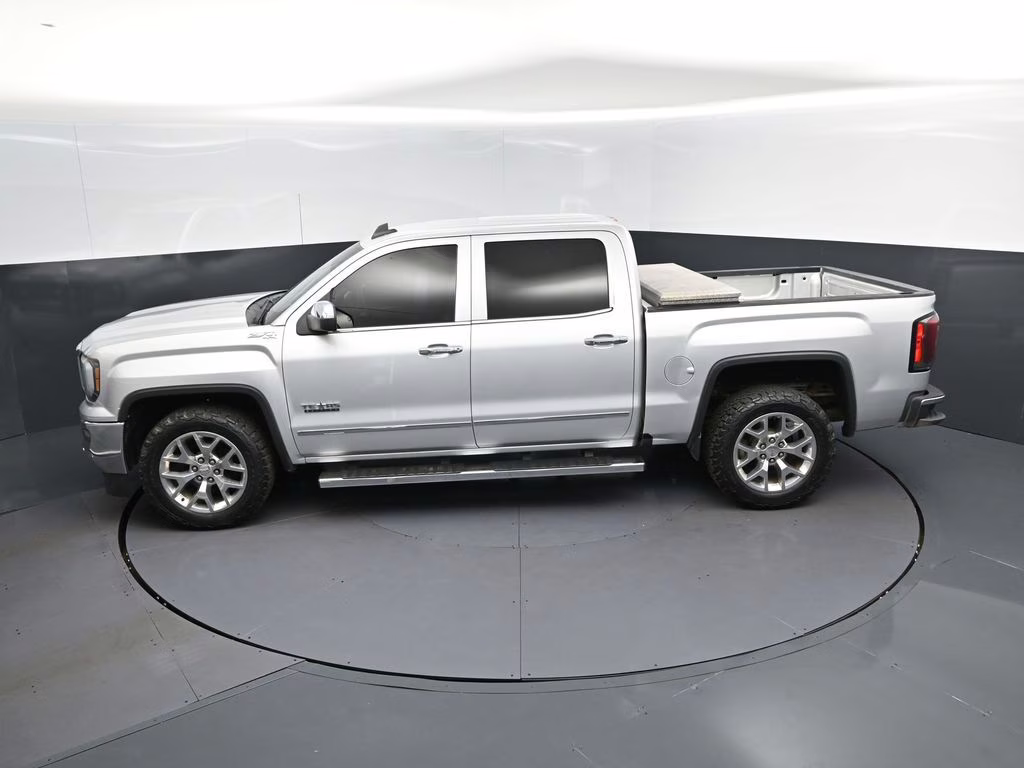 2018 Quicksilver Metallic GMC Sierra 1500 SLT 4X4 Truck