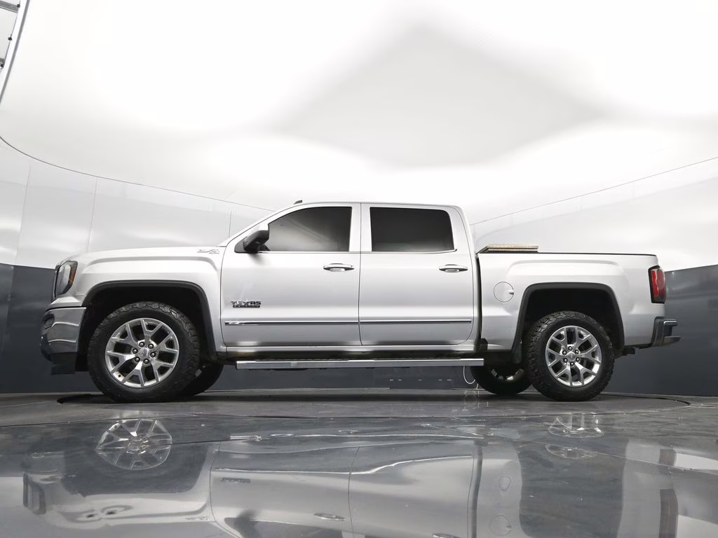 2018 Quicksilver Metallic GMC Sierra 1500 SLT 4X4 Truck